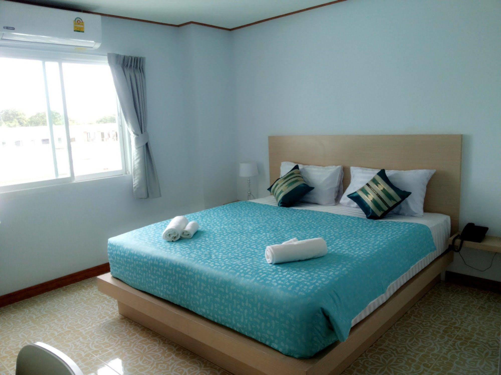 Hotel The Duck Phuket Exterior foto