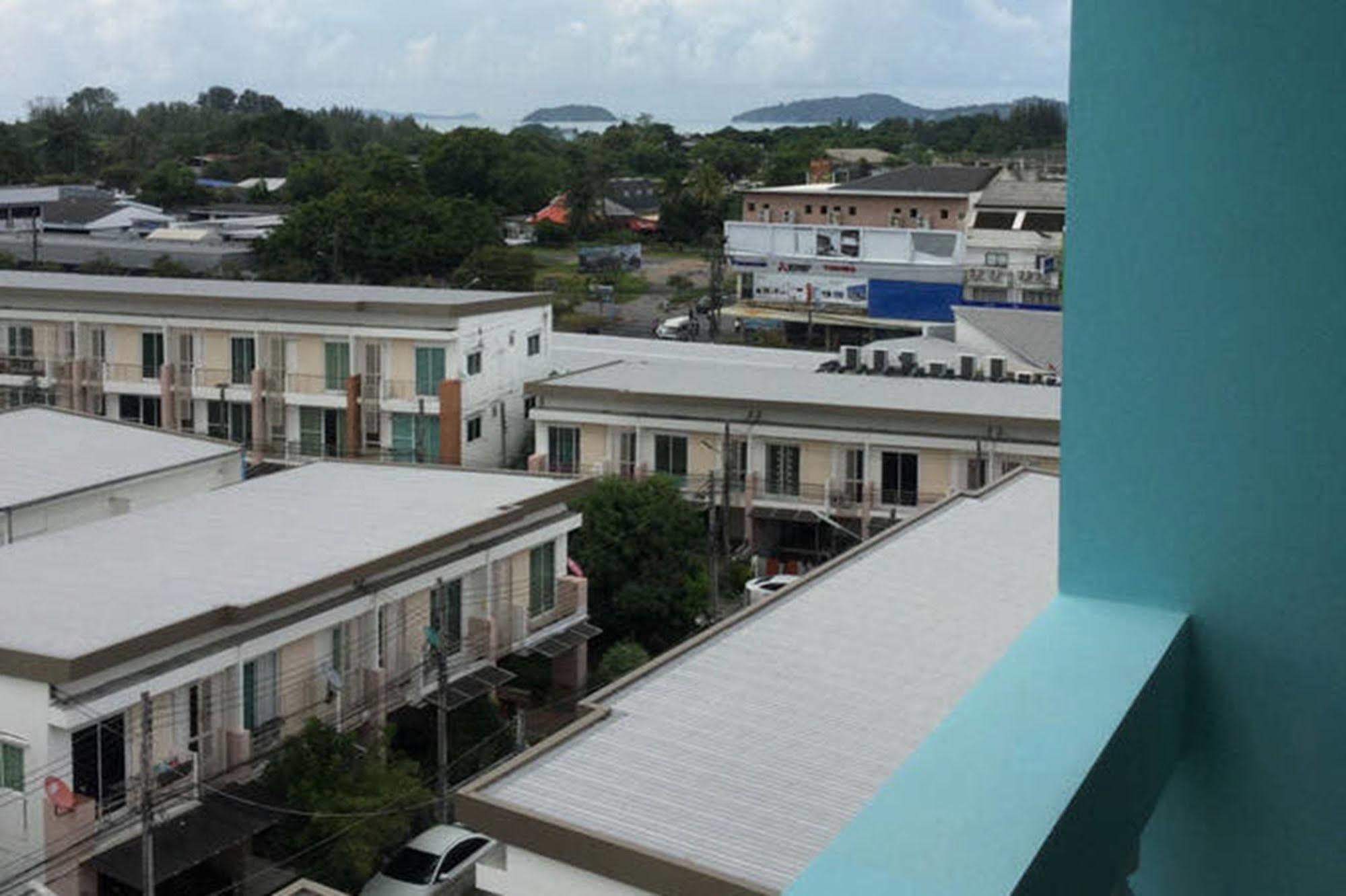 Hotel The Duck Phuket Exterior foto